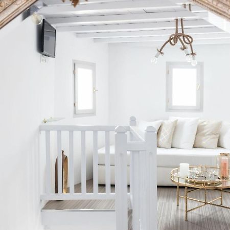Aniko Suites Chora Mykonos Town Exterior photo