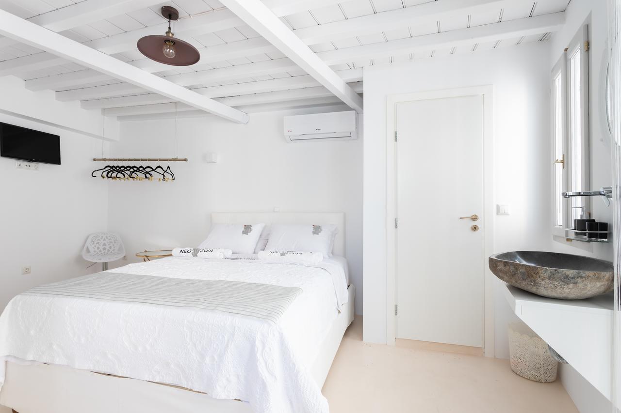 Aniko Suites Chora Mykonos Town Exterior photo